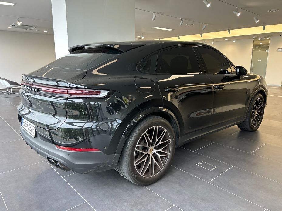 Porsche Cayenne 2024