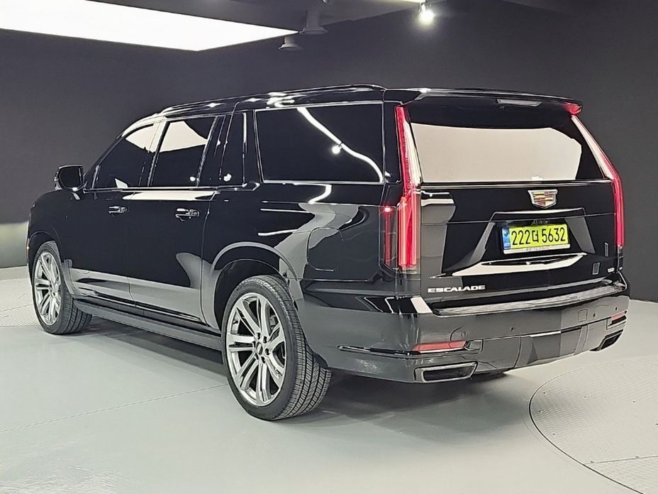 Cadillac Escalade 2025