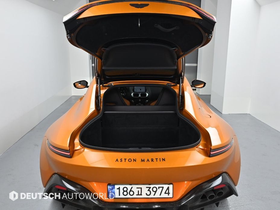 Astonmartin Vantage 2023