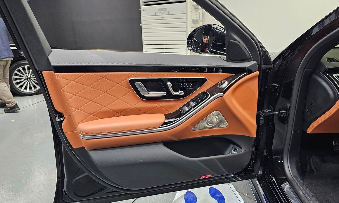 Mercedes-Benz S-Class 2024
