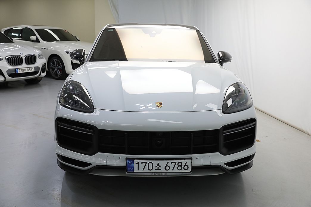 Porsche Cayenne 2023