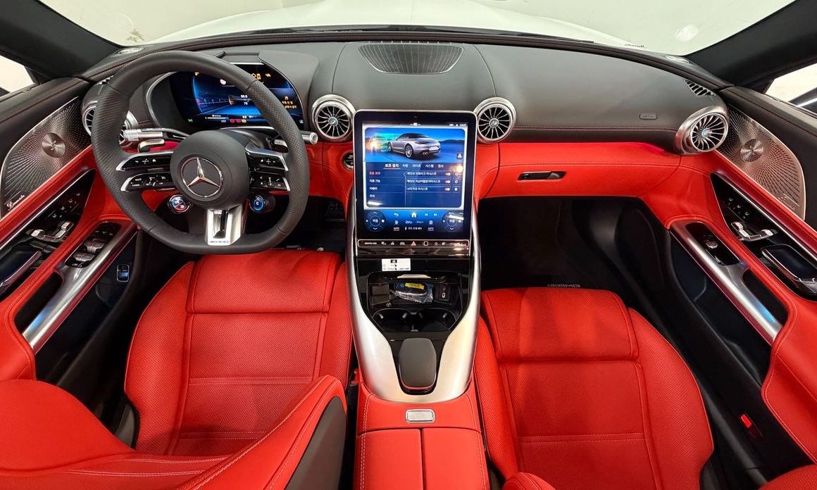 Mercedes-Benz SL-Class 2025