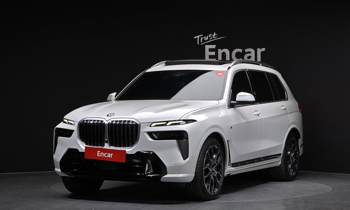 BMW X7 2025