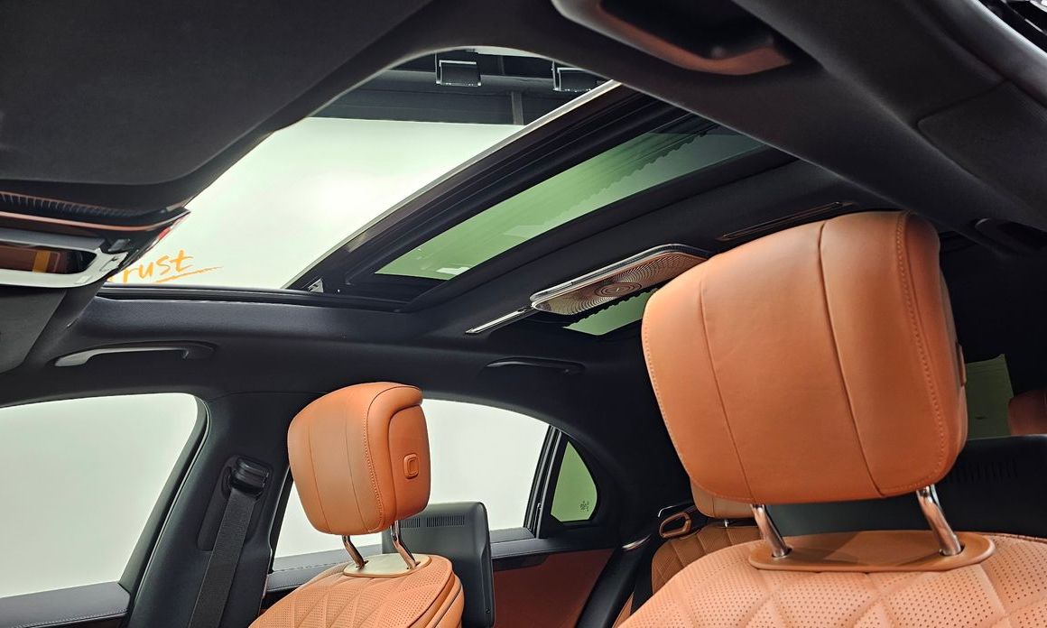 Mercedes-Benz S-Class 2024