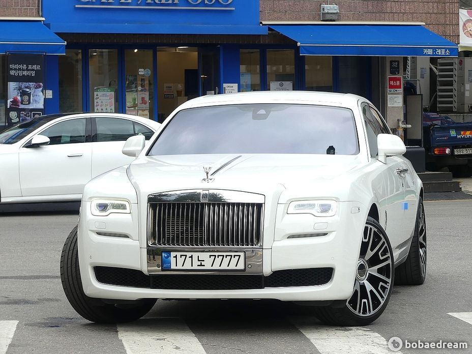 Rolls-Royce Ghost 2017