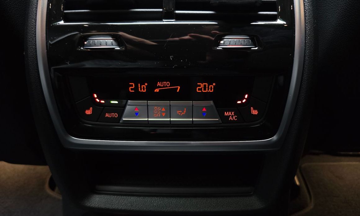 BMW X7 2025