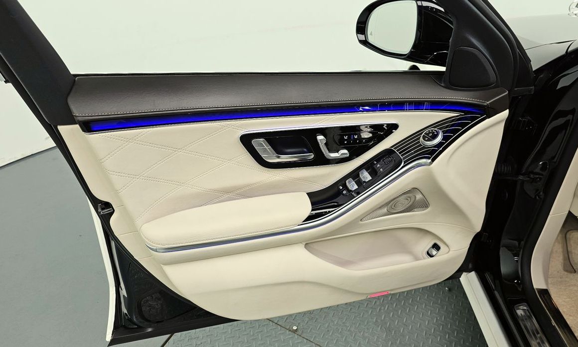 Mercedes-Benz S-Class 2023