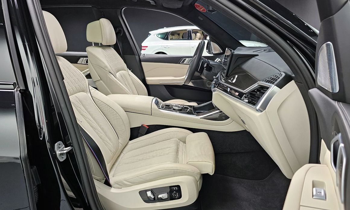 BMW X7 2025