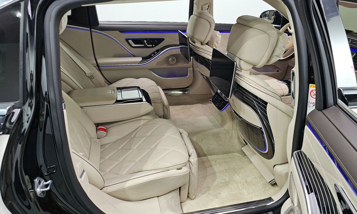 Mercedes-Benz S-Class 2023
