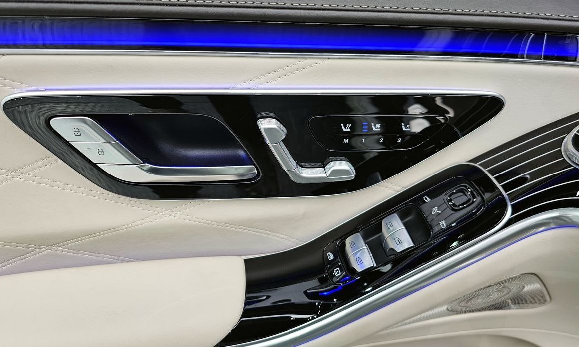 Mercedes-Benz S-Class 2023