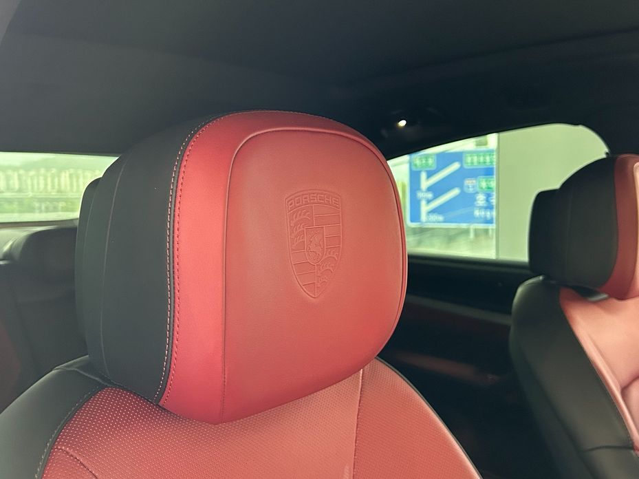 Porsche Cayenne 2024