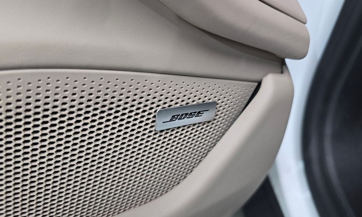 Porsche Taycan 2025