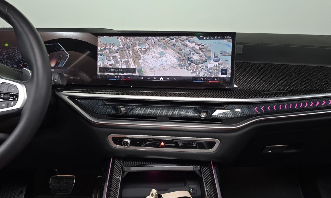 BMW X7 2025