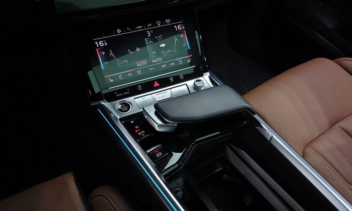Audi e-tron 2023