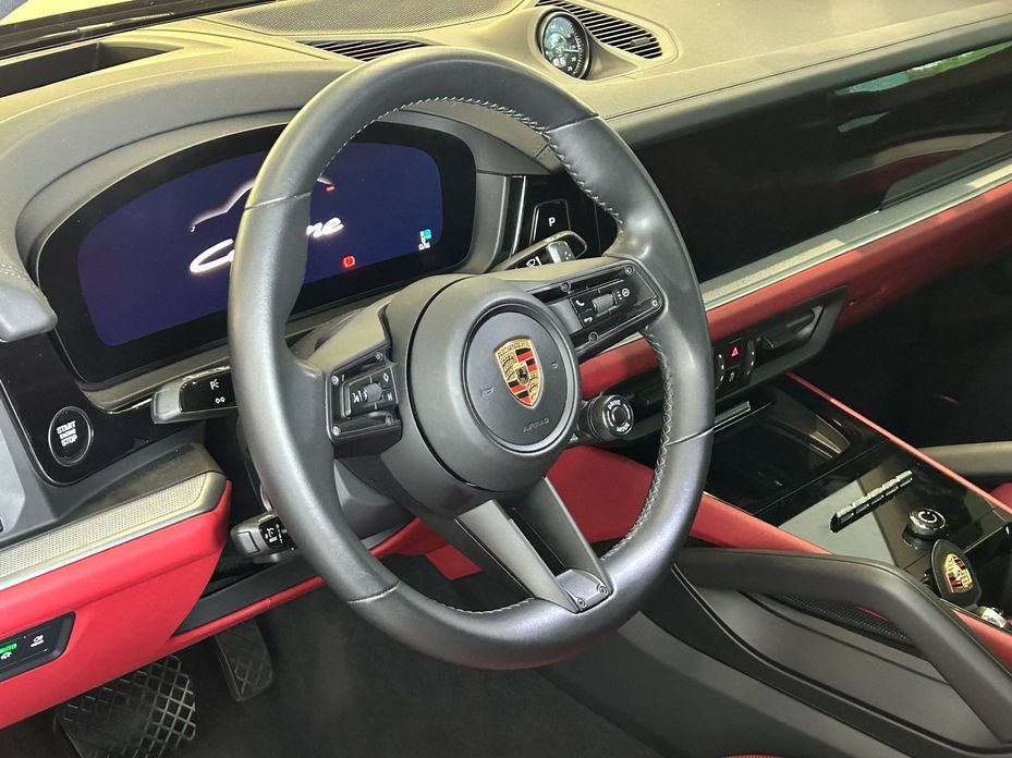 Porsche Cayenne 2024