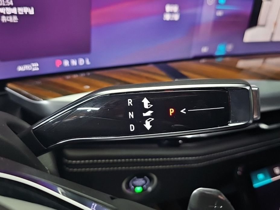 Cadillac Escalade 2025
