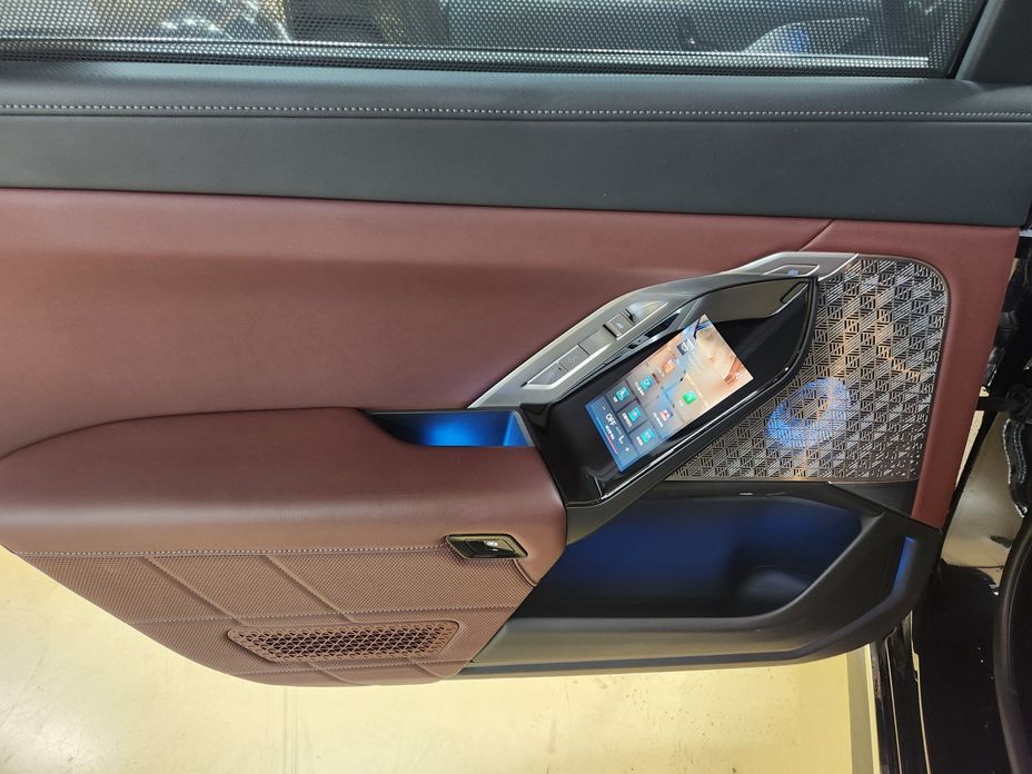 BMW 7-Series 2024