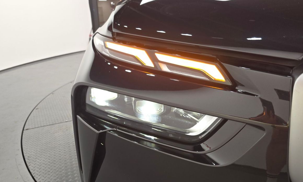 BMW X7 2025