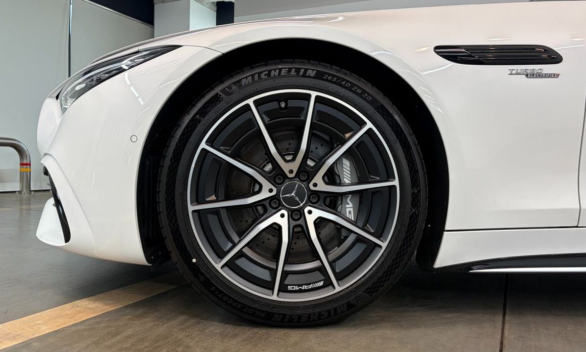 Mercedes-Benz SL-Class 2025