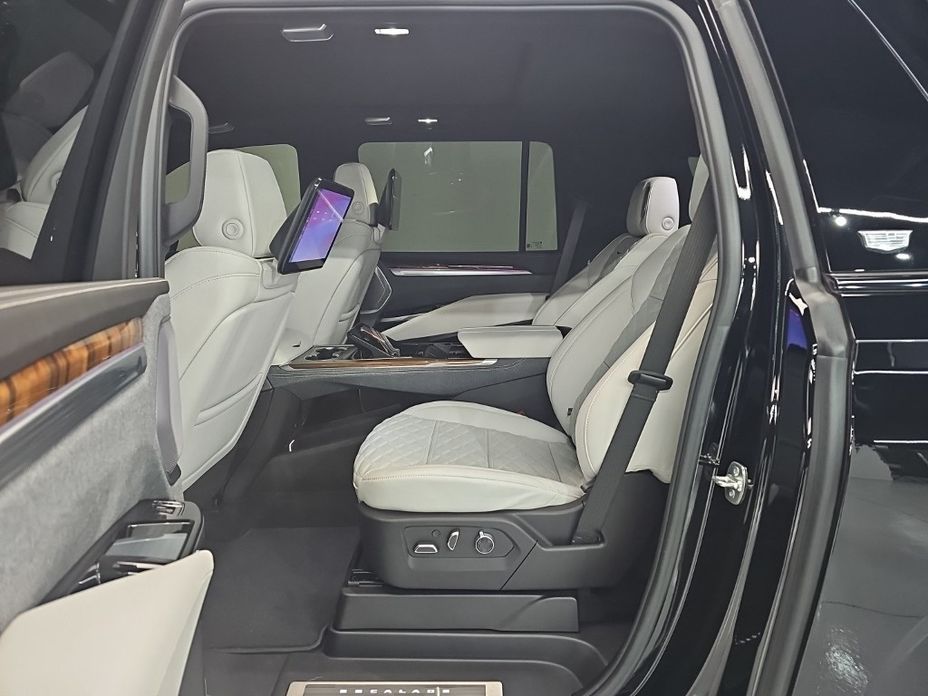 Cadillac Escalade 2025