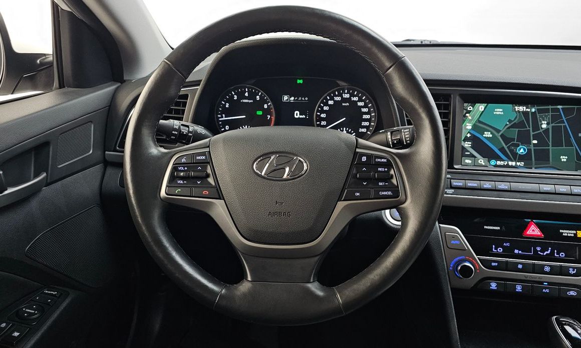 Hyundai AVANTE 2018