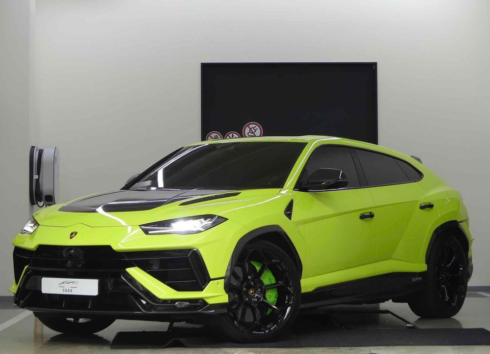 Lamborghini Urus 2024