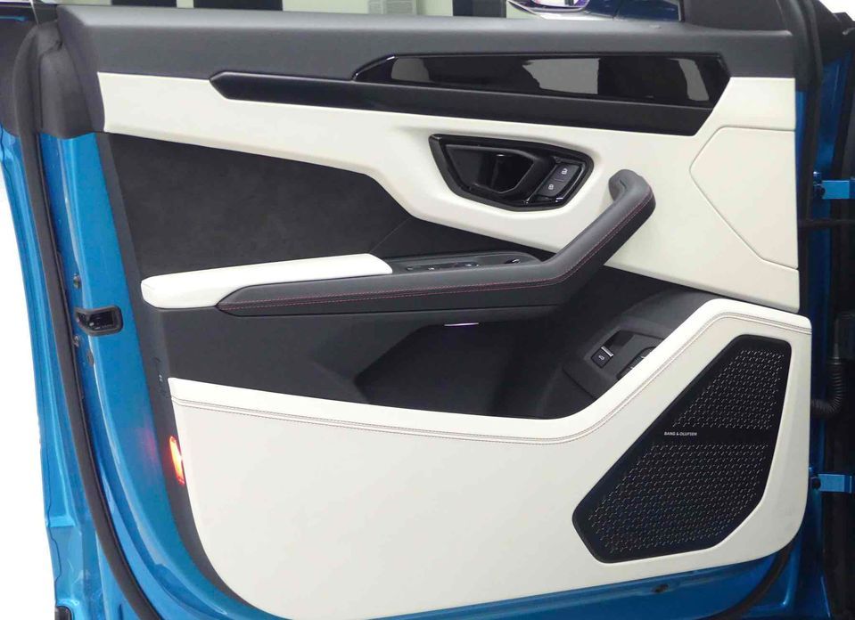 Lamborghini Urus 2023