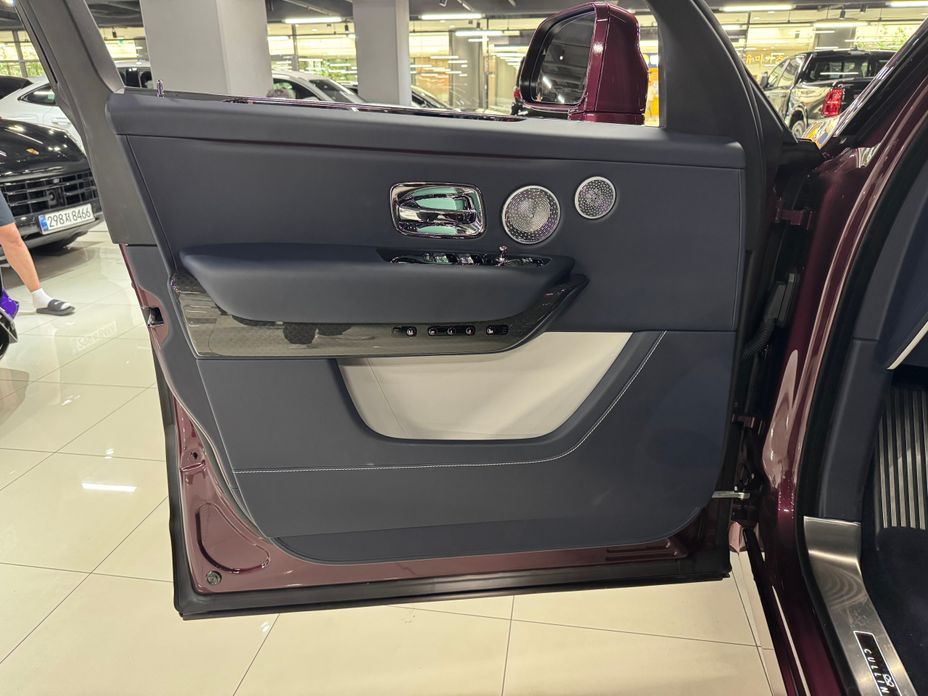 Rolls-Royce Cullinan 2025