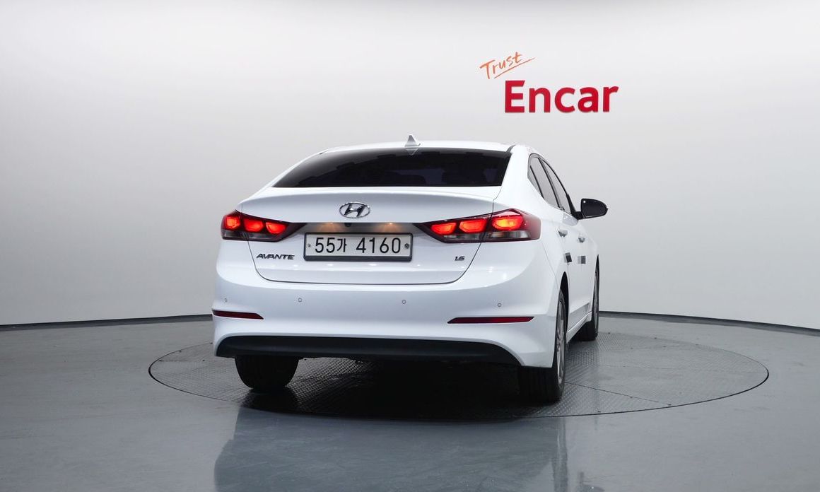 Hyundai AVANTE 2018