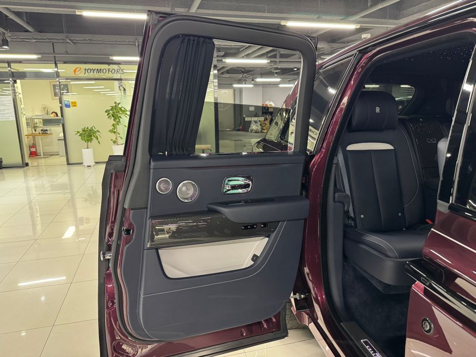Rolls-Royce Cullinan 2025