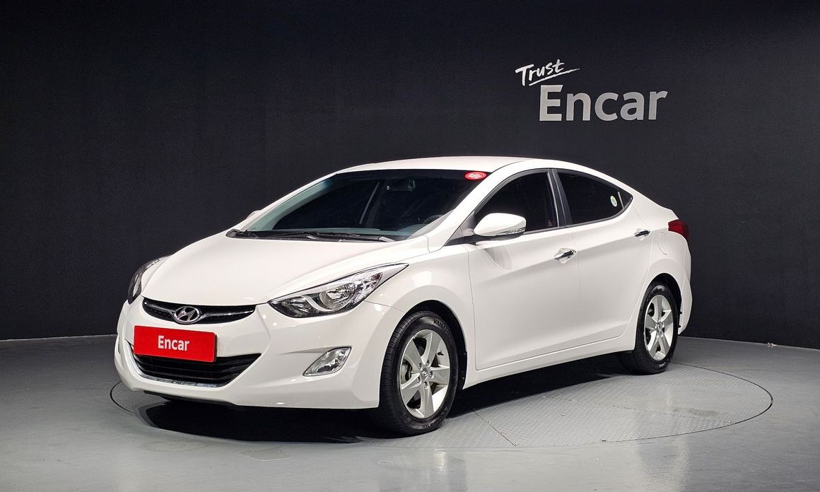 Hyundai AVANTE 2012