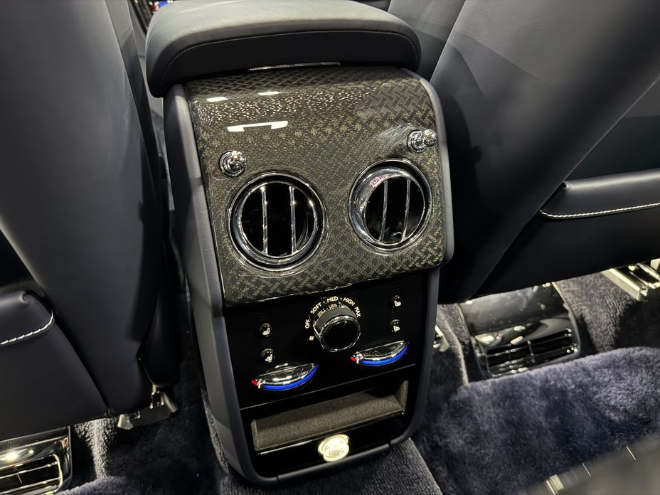 Rolls-Royce Cullinan 2025