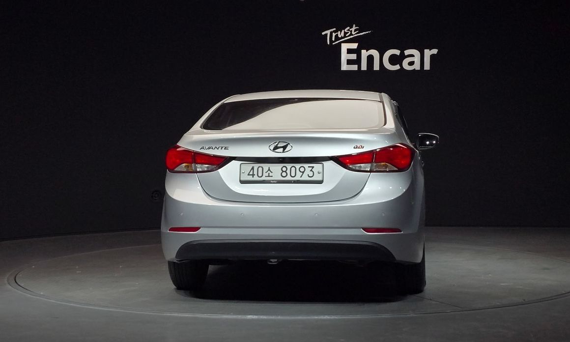 Hyundai AVANTE 2014