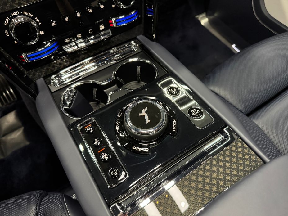 Rolls-Royce Cullinan 2025