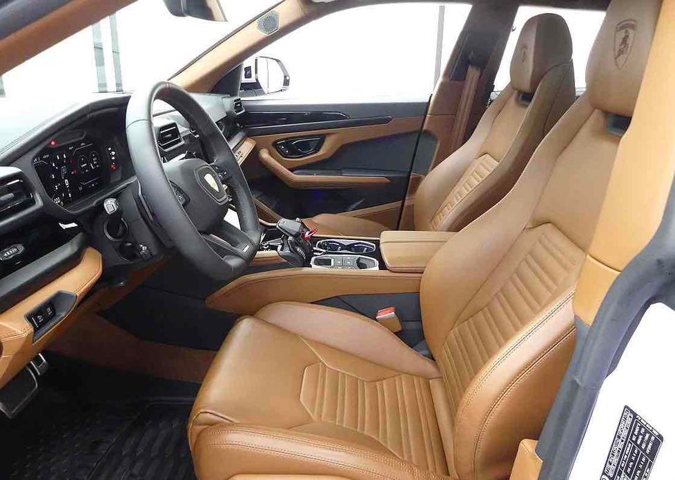 Lamborghini Urus 2025