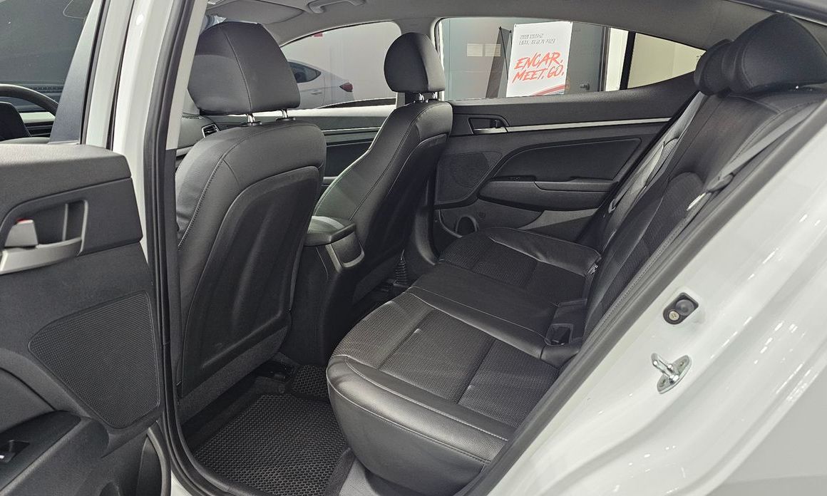 Hyundai AVANTE 2018