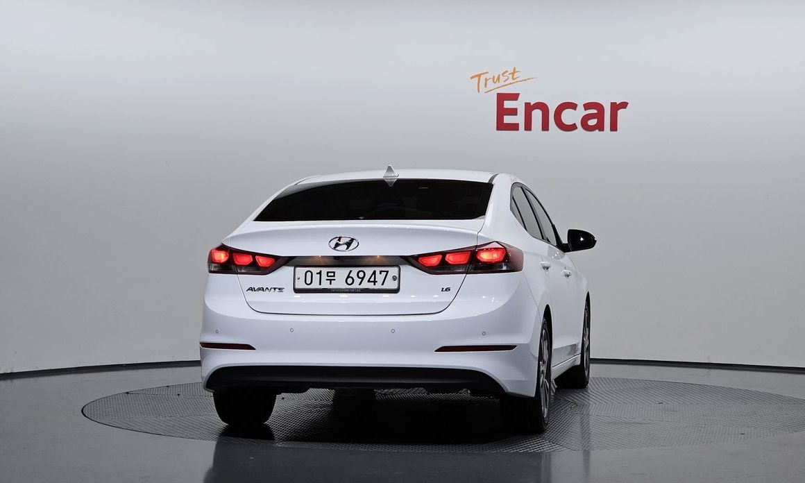 Hyundai AVANTE 2018