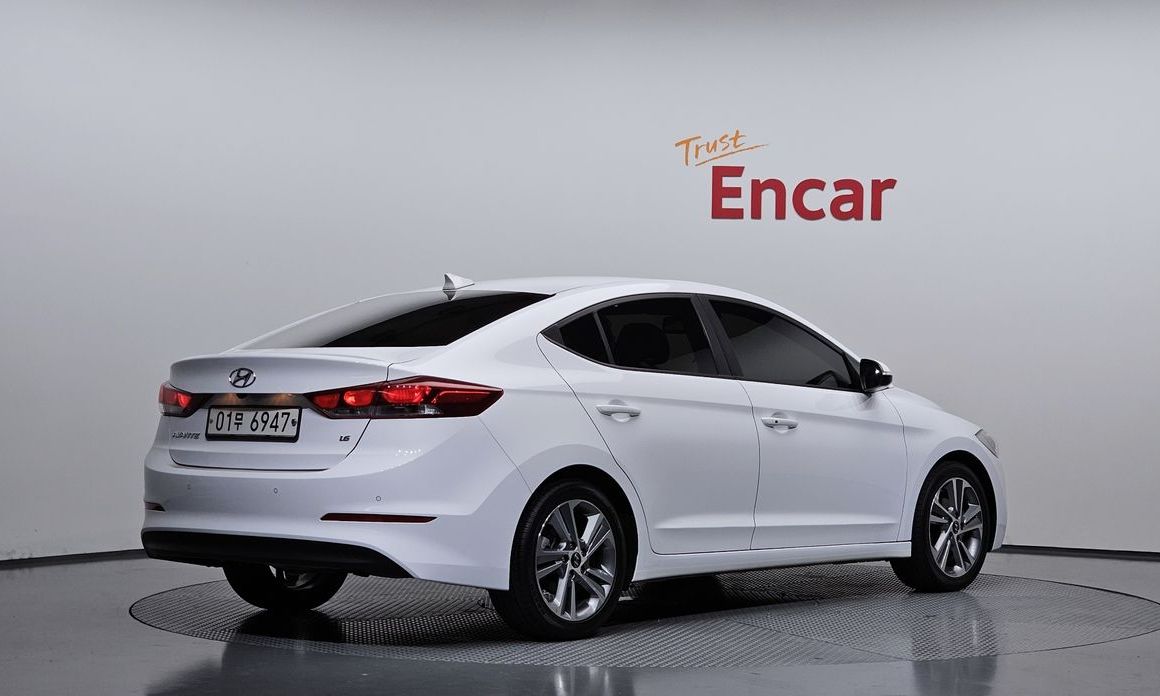 Hyundai AVANTE 2018