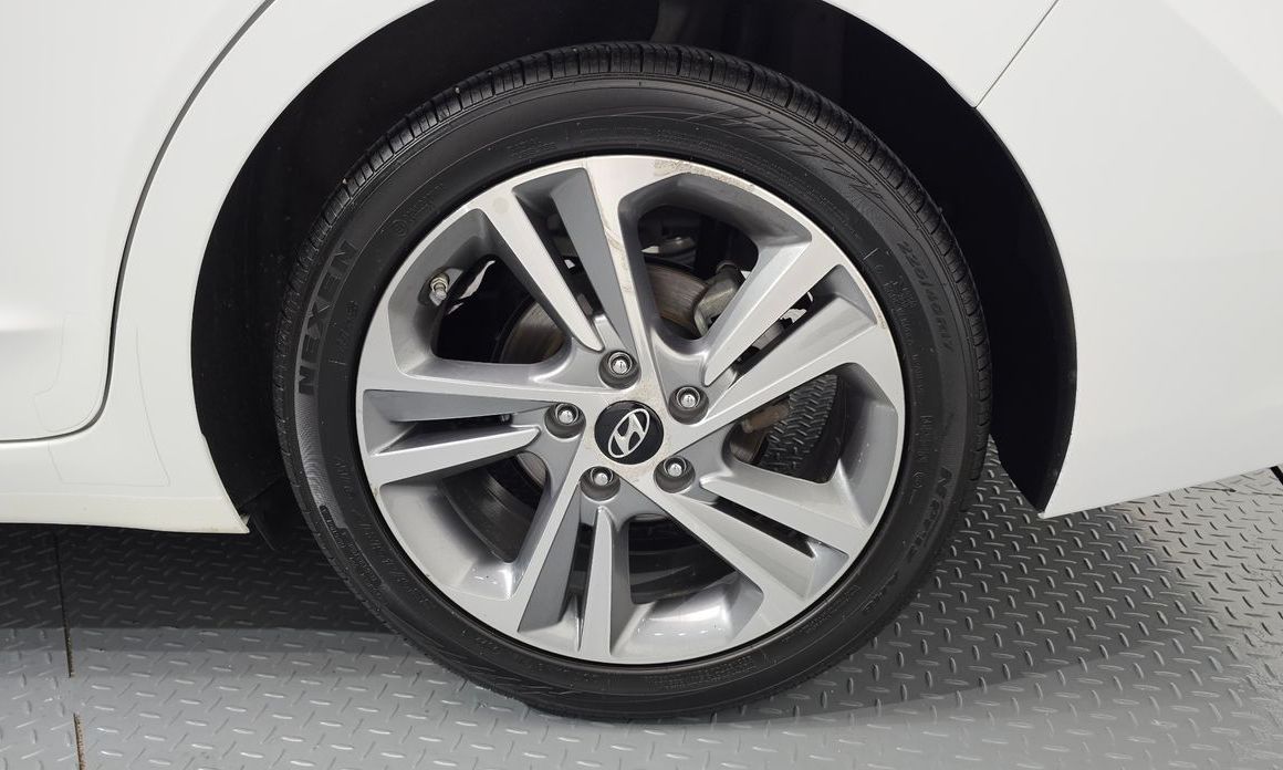 Hyundai AVANTE 2018