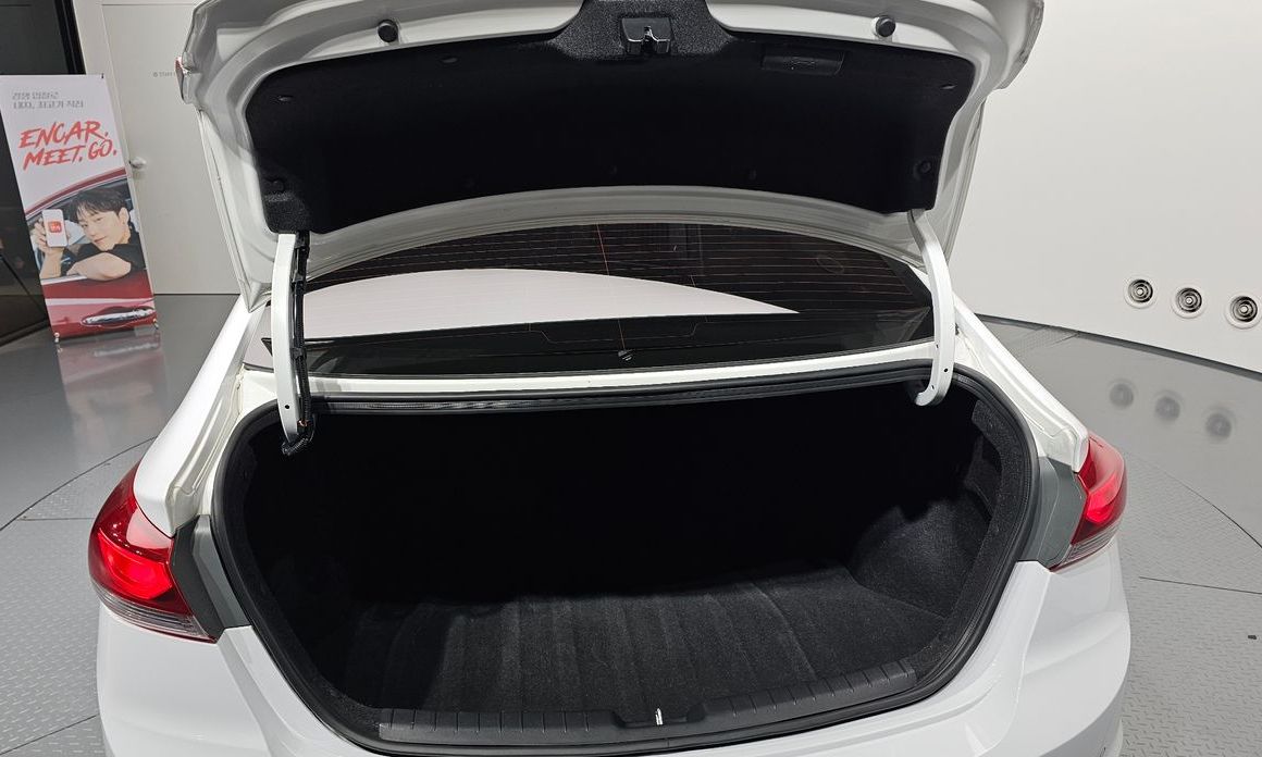 Hyundai AVANTE 2018