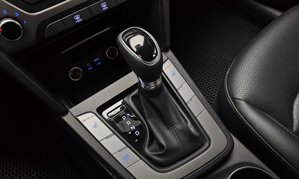 Hyundai AVANTE 2018