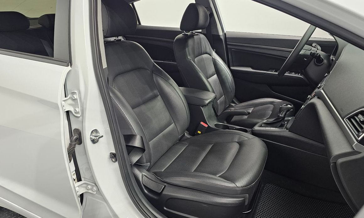 Hyundai AVANTE 2018