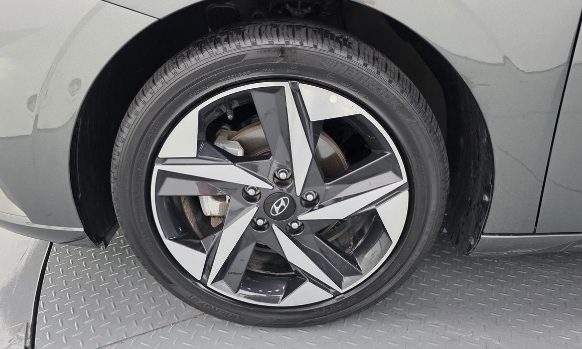 Hyundai AVANTE 2022