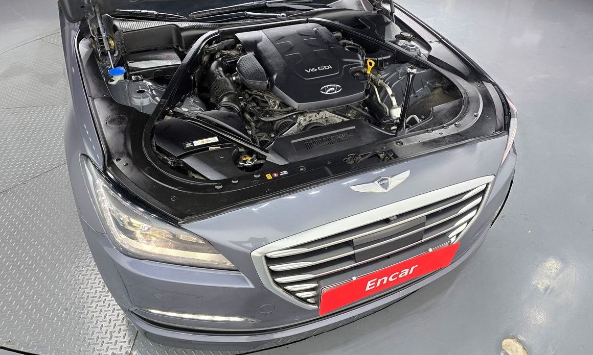 Hyundai Genesis 2016