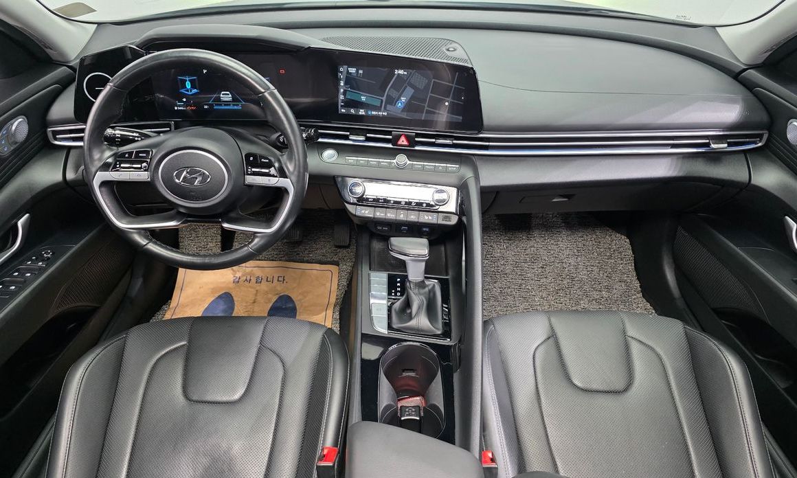 Hyundai AVANTE 2022