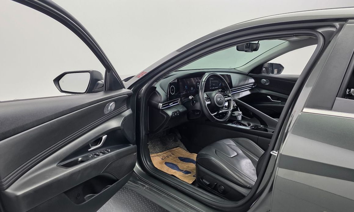 Hyundai AVANTE 2022