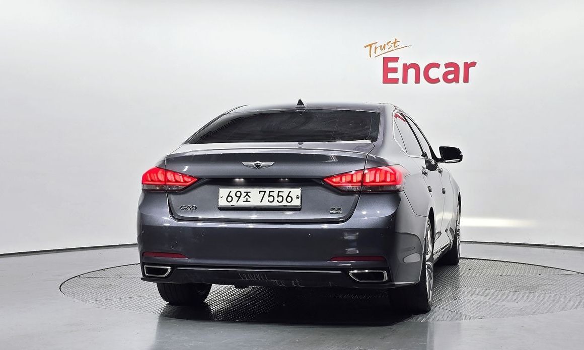 Hyundai Genesis 2016