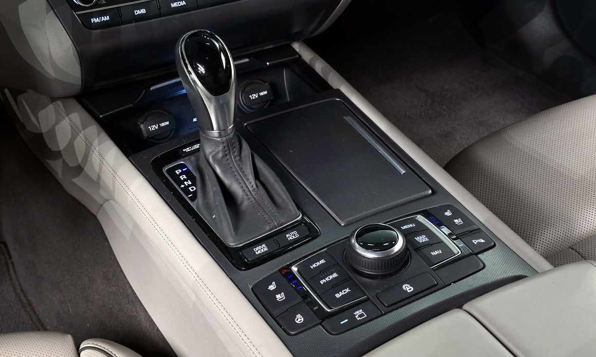 Hyundai Genesis 2016