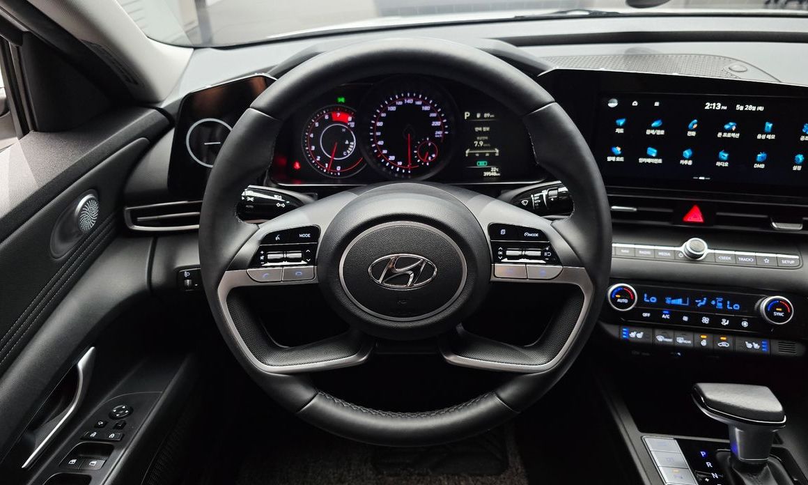 Hyundai AVANTE 2023