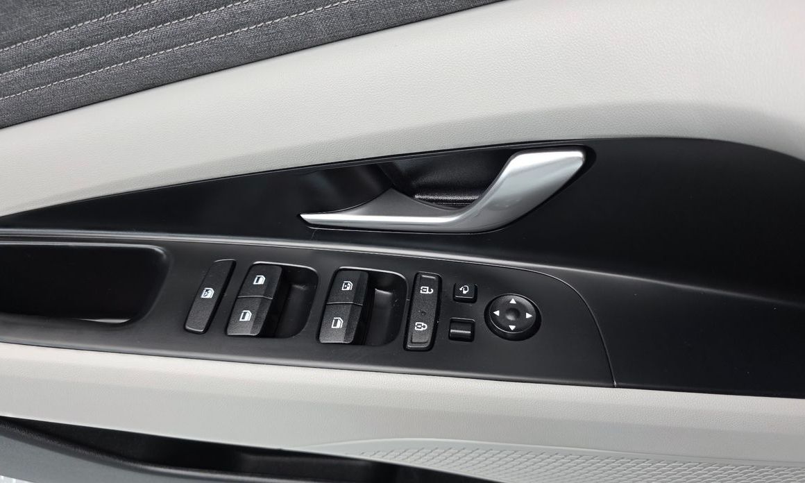 Hyundai AVANTE 2021